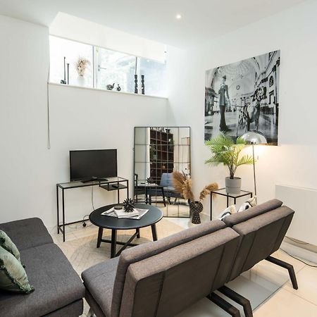 Al Central-Soho-Chinatown-Coventgarden-Cozy-Onebed Appartement Londen Buitenkant foto