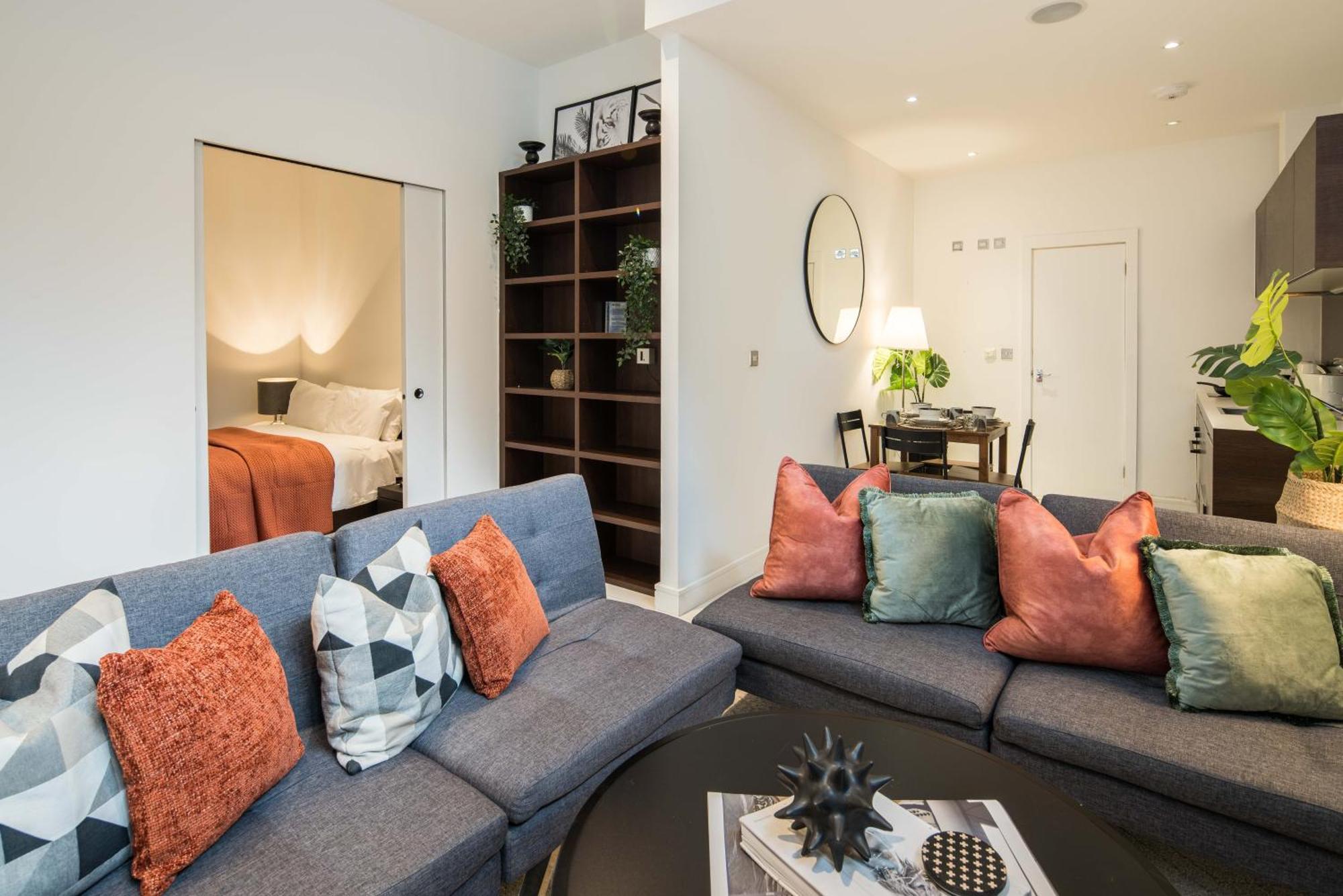 Al Central-Soho-Chinatown-Coventgarden-Cozy-Onebed Appartement Londen Buitenkant foto